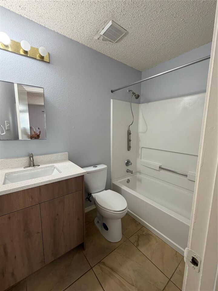 Property Photo:  3207 Settlement Drive  TX 78665 