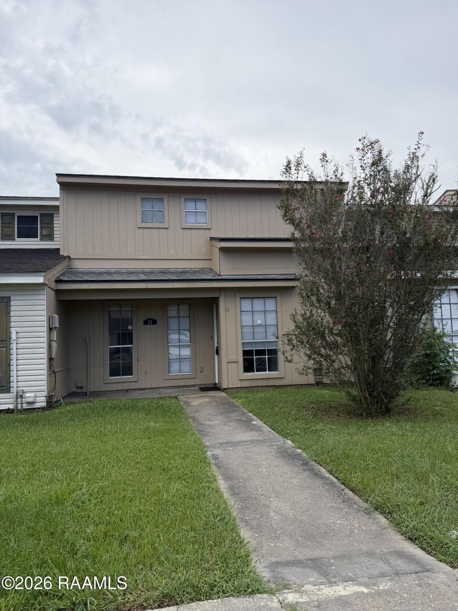 Property Photo: 2830 Louisiana Avenue 11 LA 70501