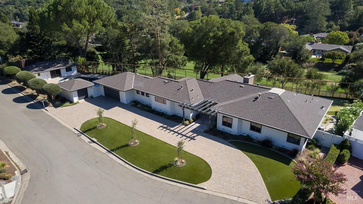 Property Photo: 23 Prestwick Court CA 94949