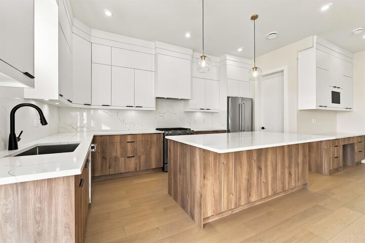 Property Photo:  1026 Stewart Avenue 104  BC V3K 2N6 