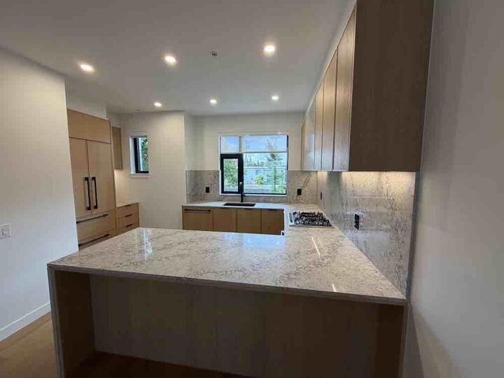 Property Photo:  5433 Oak Street 183  BC V6M 0G4 