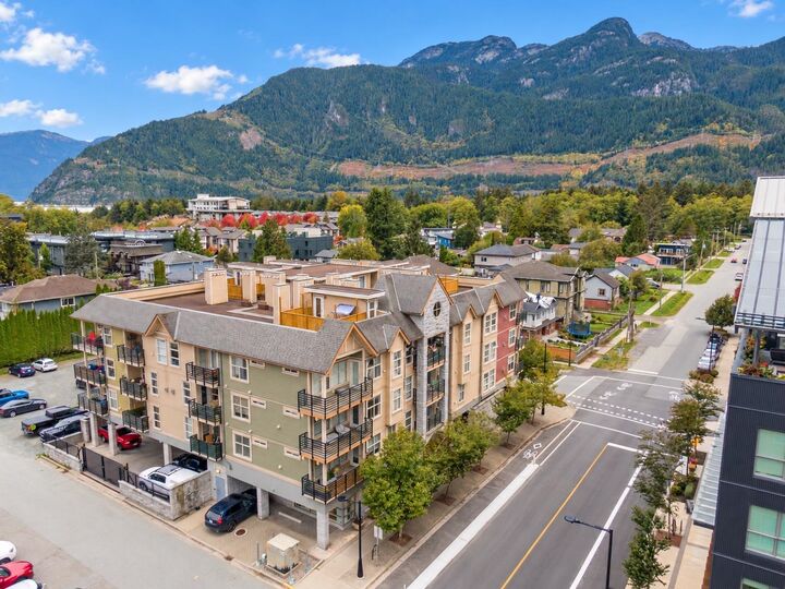Property Photo:  1310 Victoria Street 404  BC V8B 0C3 