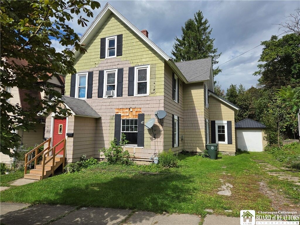 Property Photo: 107 E 8th Street NY 14701