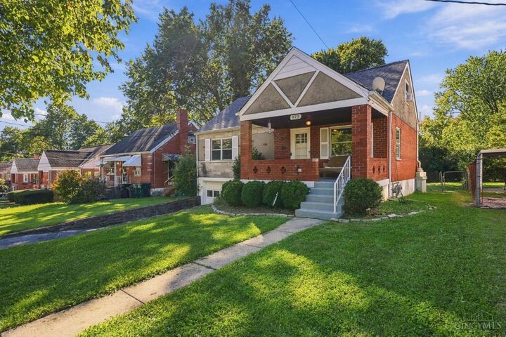 Property Photo:  973 Edgetree Lane  OH 45238 
