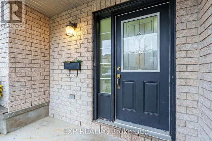 Property Photo:  333 Rolling Meadow Crescent  ON K1W 0A9 