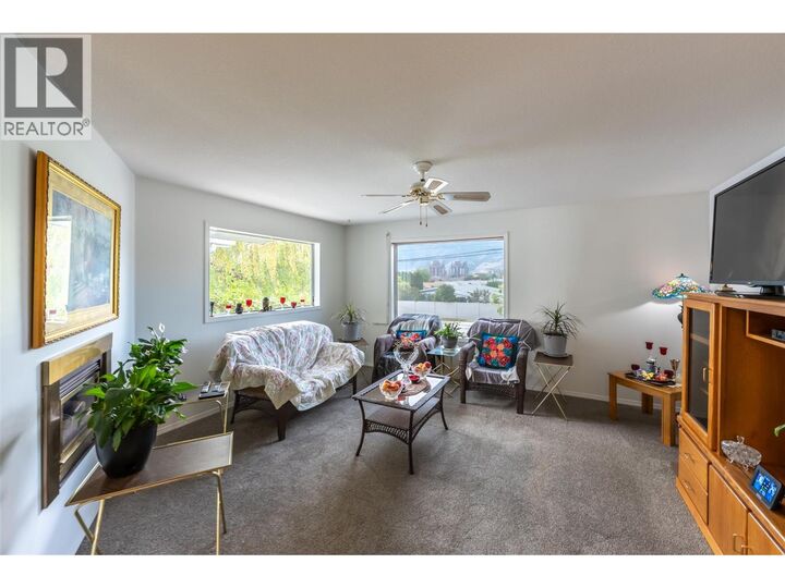 Property Photo:  3096 South Main Street 25  BC V2A 8C2 