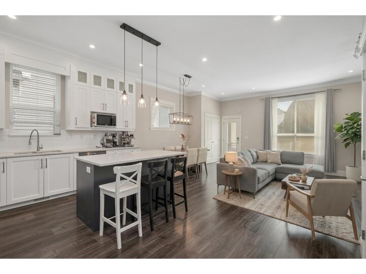 Property Photo:  19562 72A Avenue  BC V4N 6P4 