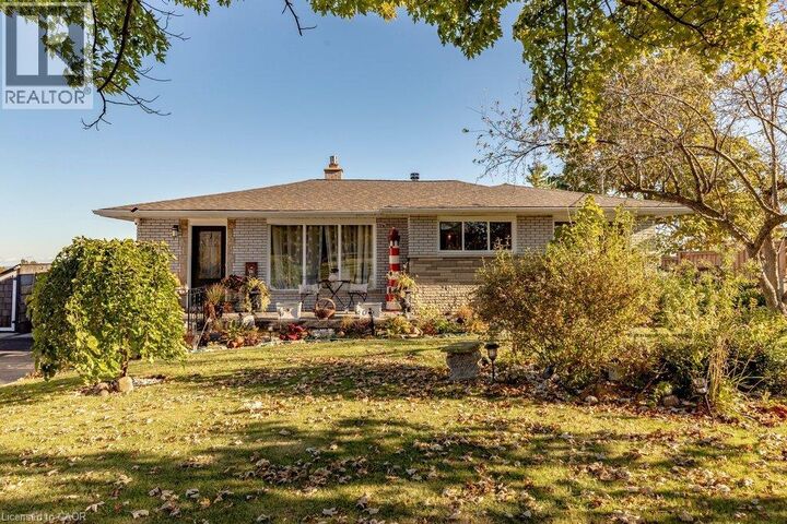 Property Photo:  919 Ridge Road East  ON L8J 2Y4 