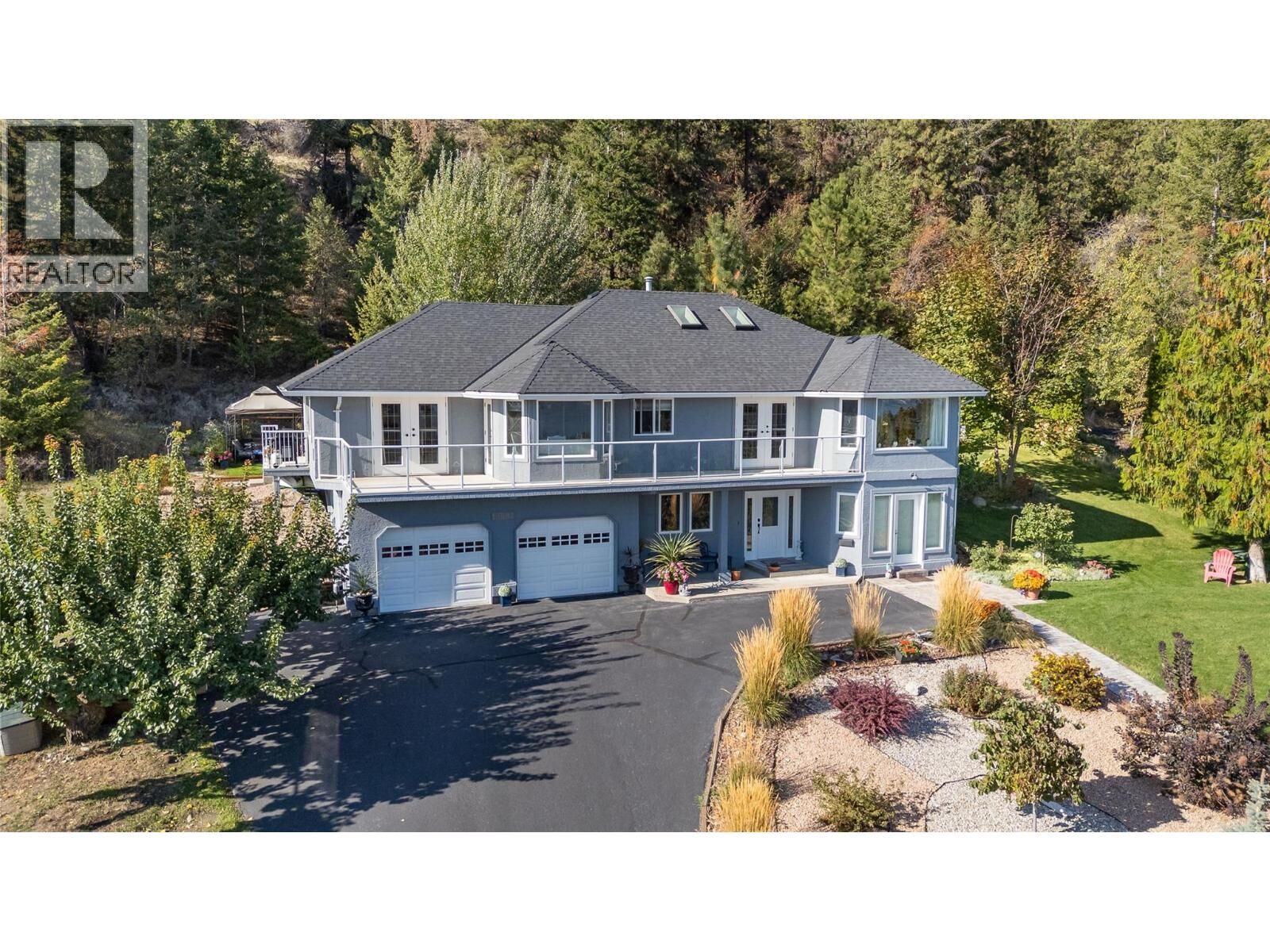 Property Photo: 10804 Giants Head Road BC V0H 1Z7