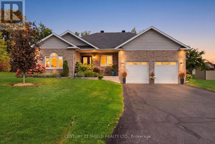 Property Photo:  41 Forest Hill Road  ON K0C 1P0 
