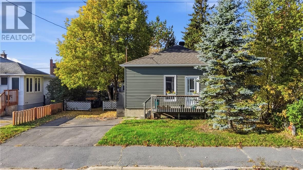 Property Photo:  57 Sellwood Avenue  ON P0M 1H0 