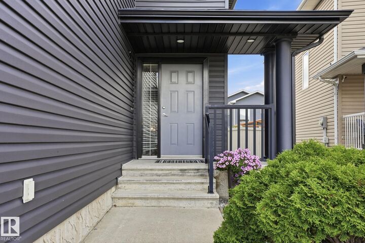 Property Photo:  66 Willowby Close  AB T7Z 2X5 