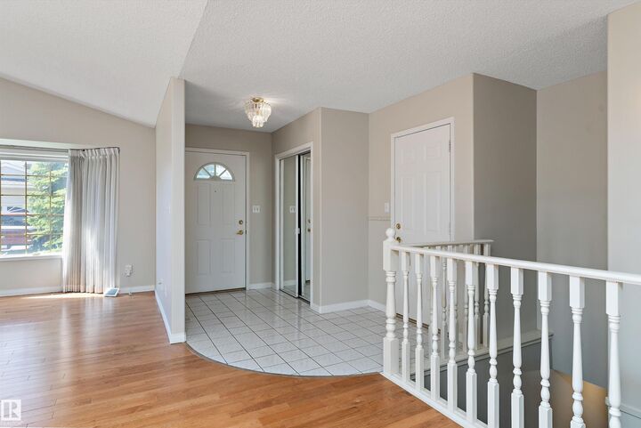 Property Photo:  933 Youville Drive NW  AB T6L 6T2 