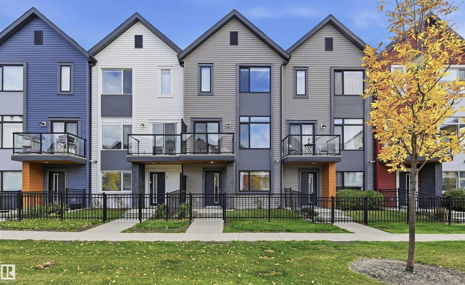 Property Photo:  1010 Rabbit Hill Road SW 79  AB T6W 4G7 