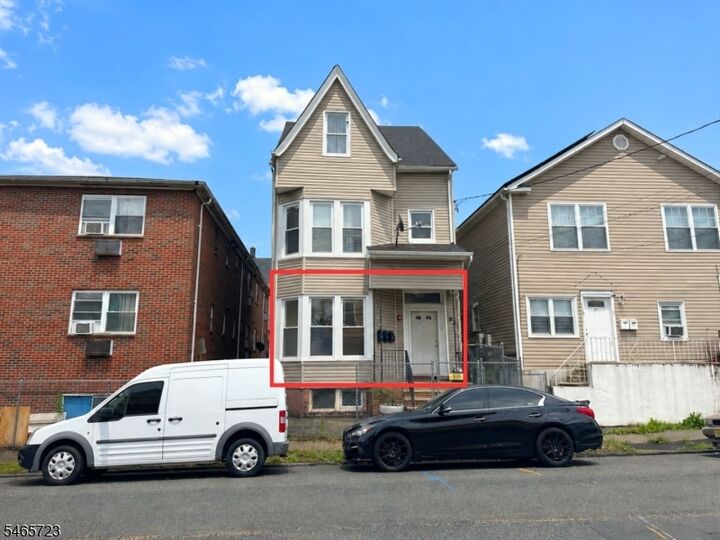 Property Photo:  92 Bloomfield Ave 1  NJ 07503 