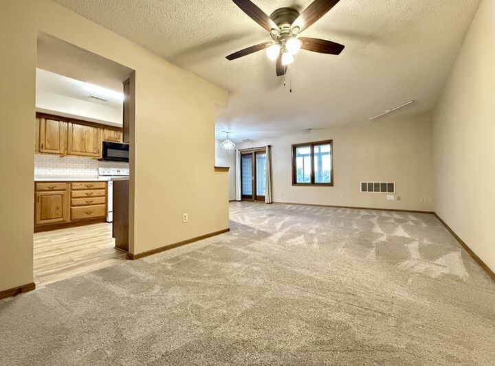 Property Photo:  403 SE Delaware Avenue 306  IA 50021 