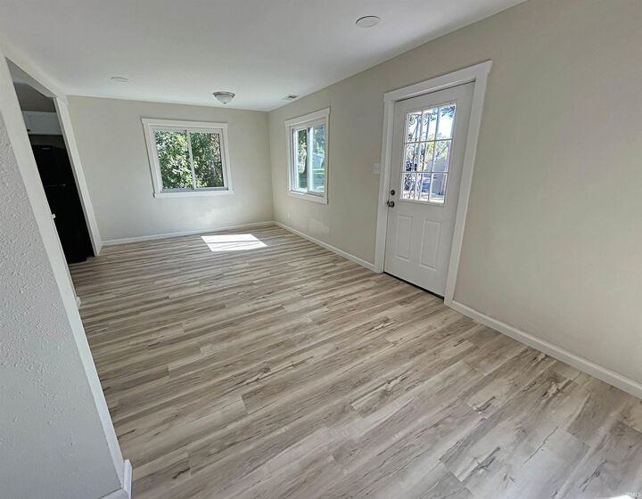 Property Photo: 1800 E Powell Avenue IN 47714