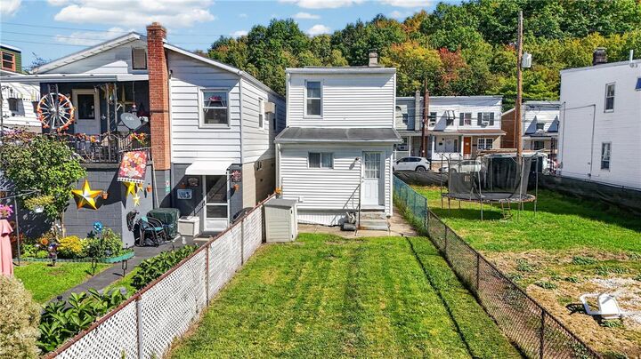 Property Photo:  208 S Morris Street  PA 17970 