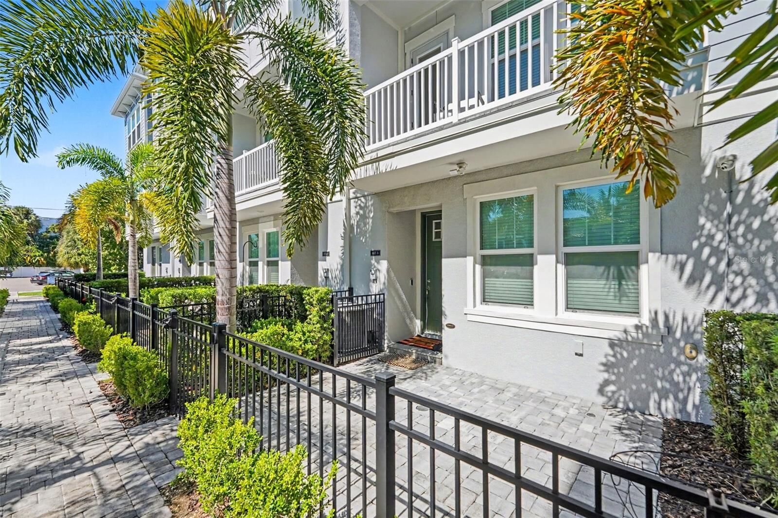 Property Photo:  206 S Tampania Avenue 3  FL 33609 