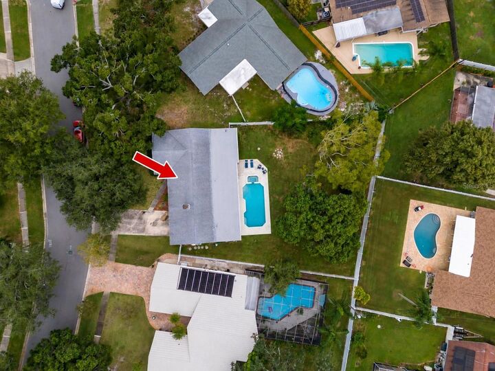 Property Photo: 1113 Glenmoor Court FL 33764