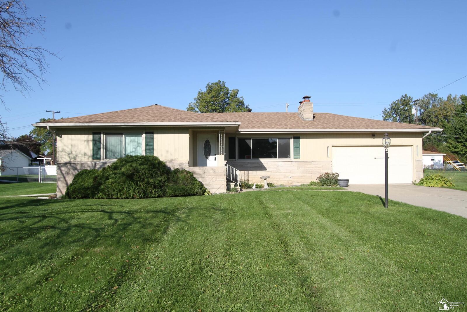 Property Photo:  524 Concetta Drive  MI 48161 