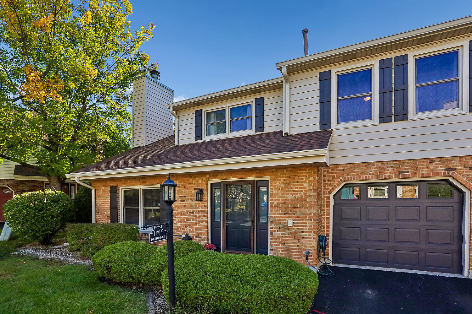 Property Photo: 15713 Danford Lane IL 60462