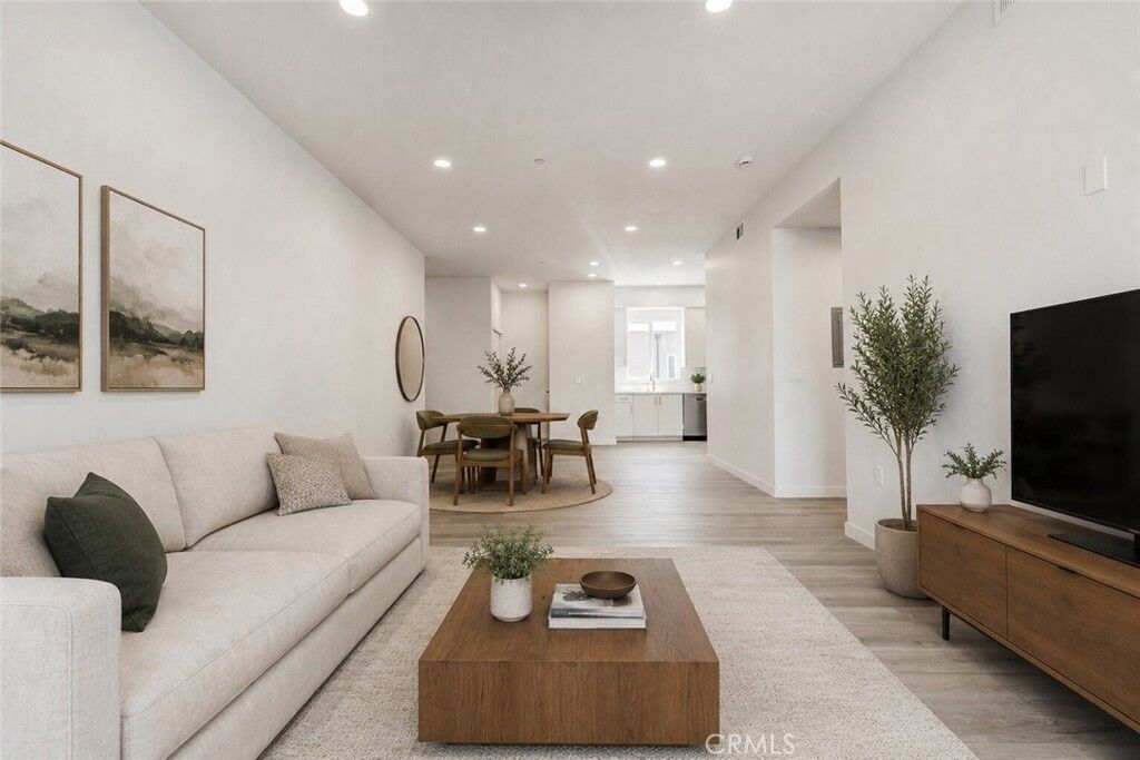 Property Photo:  14810 Delano Street 304  CA 91411 