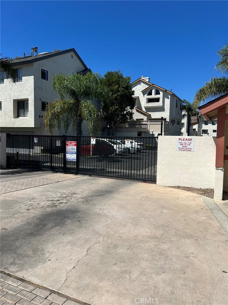 Property Photo:  15111 Freeman Avenue 35  CA 90260 