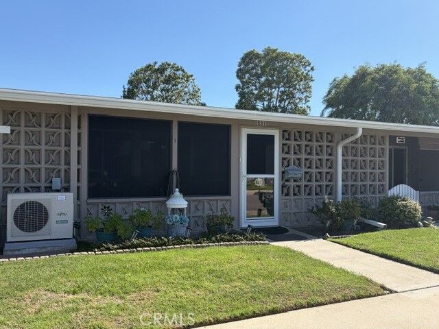 Property Photo:  1260 Oakmont Road 53-I  CA 90740 