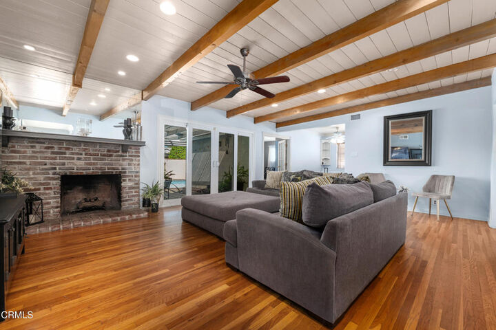 Property Photo:  19545 Bryant Street  CA 91324 