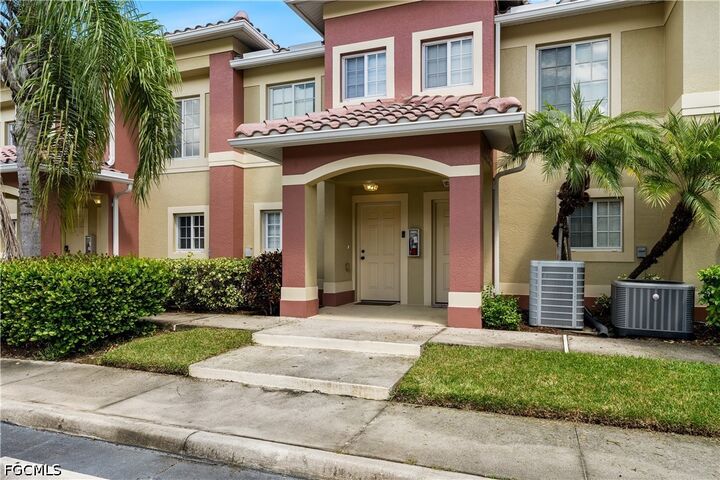 Property Photo:  9419 Ivy Brook Run 1207  FL 33913 
