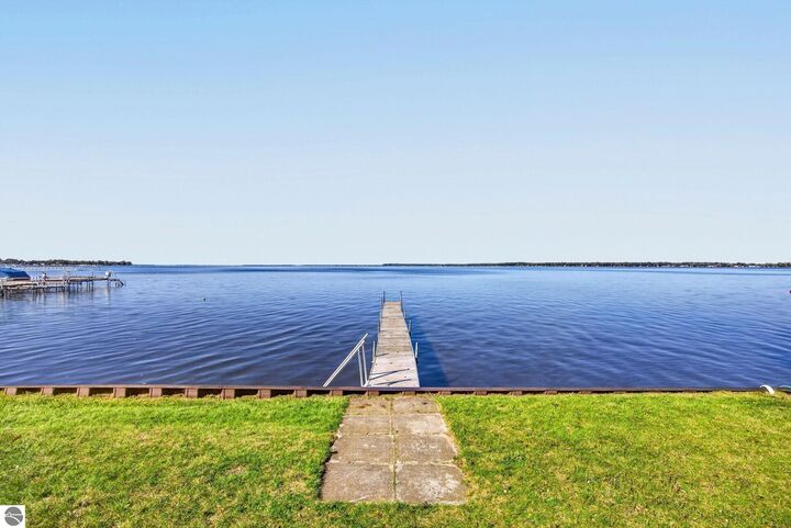 Property Photo: 278 W Houghton Lake Drive MI 48651