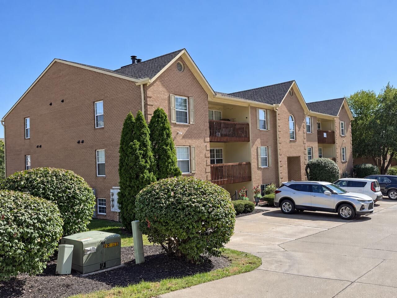 Property Photo: 27 Highland Meadows Circle KY 41076