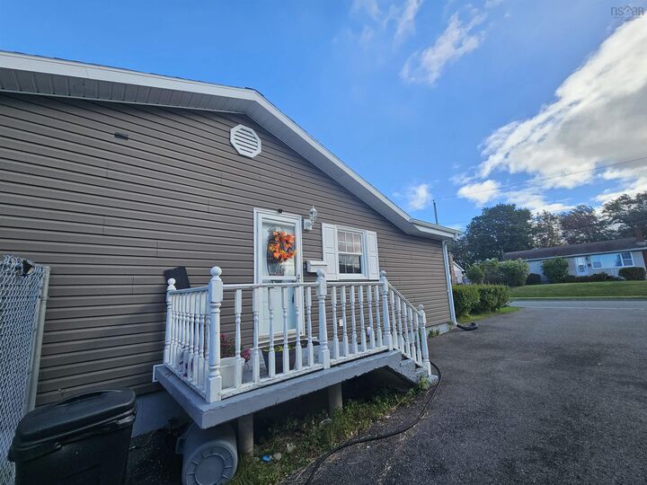 Property Photo:  8 Stacey Avenue  NS B2A 3P4 