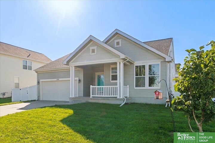 Property Photo: 2404 S Mineral Drive NE 68046