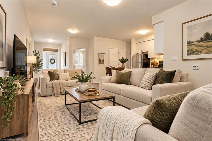 Property Photo:  908 Apple Hill Lane  ON N2R 0L7 