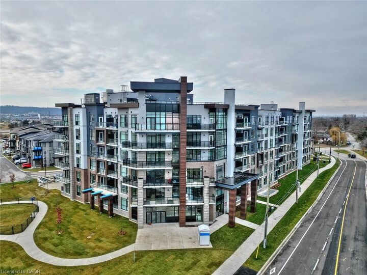 Property Photo:  600 North Service Road 504  ON L8E 5A7 