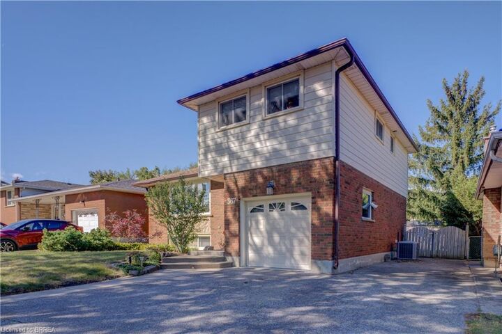 Property Photo:  367 Fairview Drive  ON N3R 2X7 