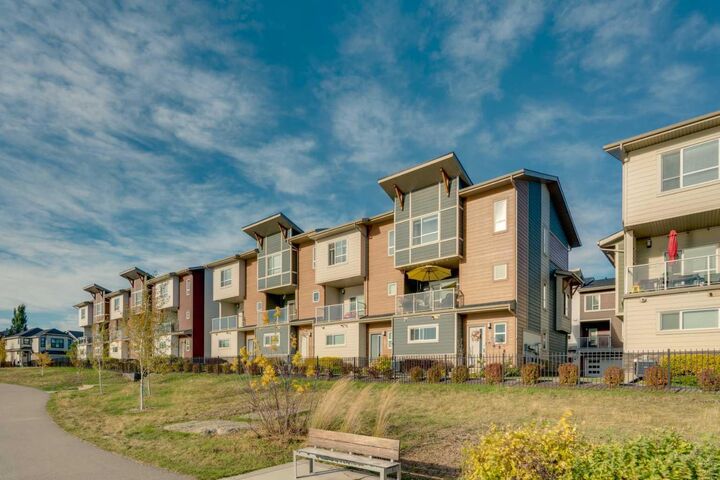 Property Photo: 122 Harvest Grove NE AB T3K 2P3