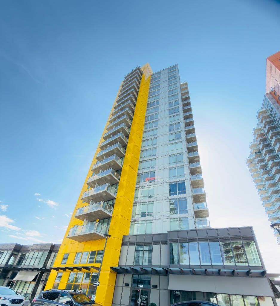 Property Photo:  3820 Brentwood Road NW 1509  AB T2L 2L5 