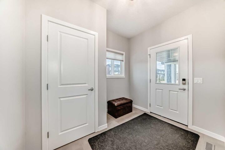 Property Photo:  151 Sundown Way  AB T4C 0H4 