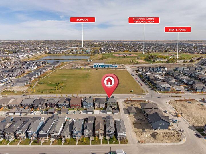 Property Photo:  251 Chinook Gate Boulevard SW  AB T4B 5J4 