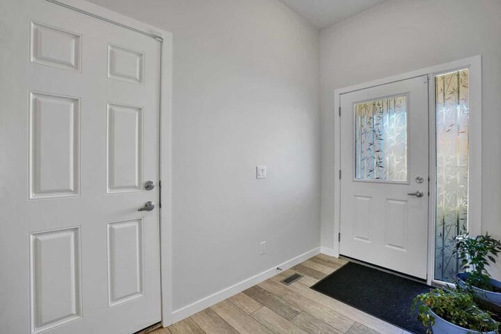 Property Photo:  235 Clydesdale Avenue  AB T4C 2R1 