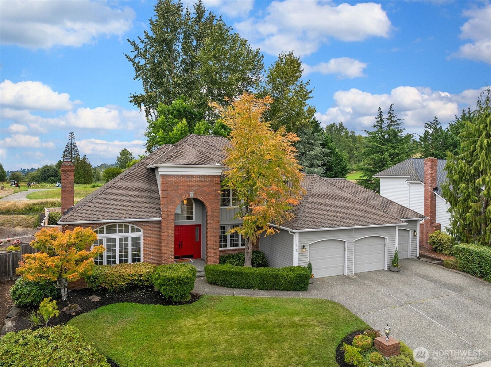Property Photo:  14220 SE 77th Street  WA 98059 