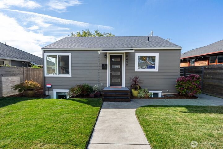 Property Photo:  9439  21st Avenue SW  WA 98106 
