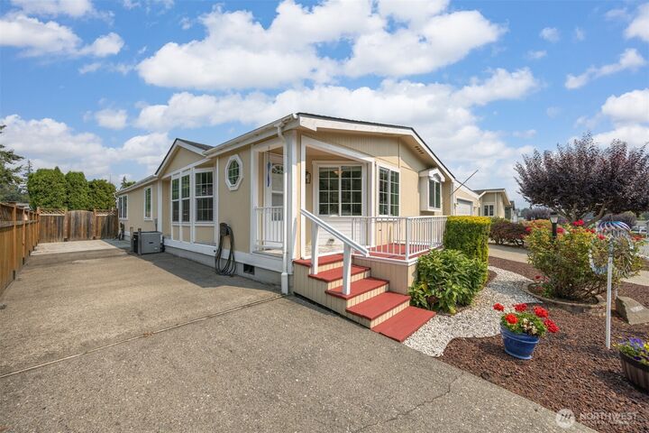 Property Photo:  3802  James Street 39  WA 98226 