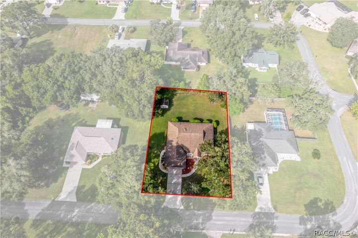 Property Photo:  1129 E Bloomfield Drive  FL 34453 