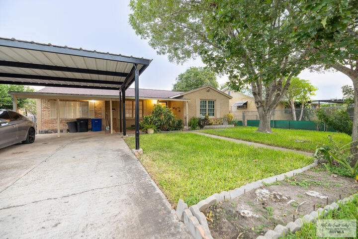 Property Photo:  704 N 6th St.  TX 78501 