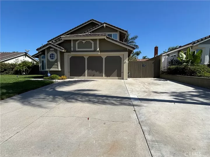 Property Photo: 13184 March CA 92879