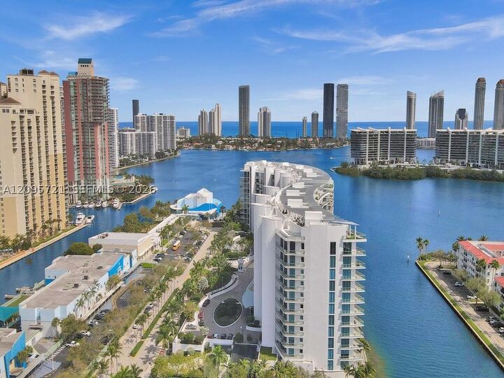 Property Photo: 3300 NE 188th St 210 FL 33180